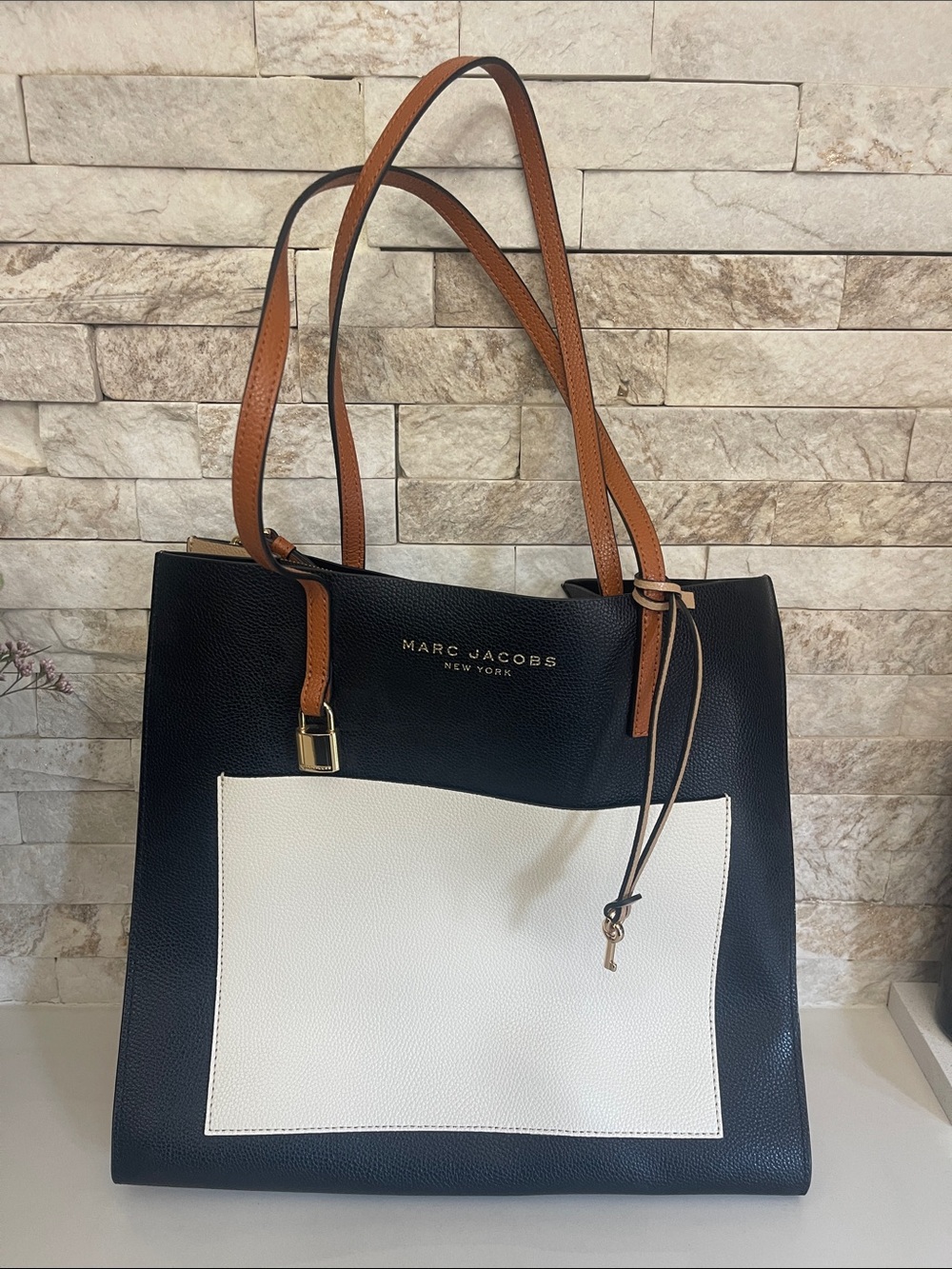 NWOT $485 Marc Jacobs Grind Colorblock Leather Tote Bag - Picture 4 of 11